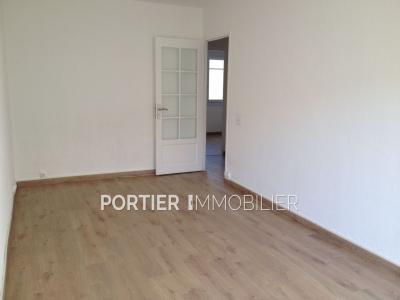Louer Appartement 48 m2 Antibes
