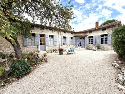For sale Salles-de-villefagnan 5 rooms 162 m2 Charente (16700) photo 0