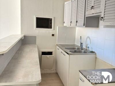 For sale Guyancourt 3 rooms 78 m2 Yvelines (78280) photo 2
