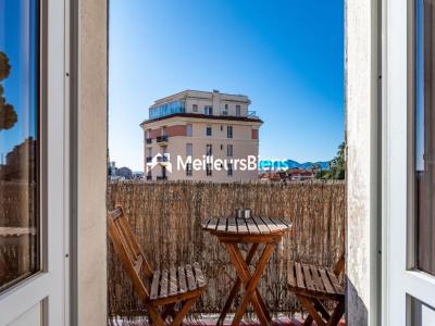 For sale Cannes 4 rooms 101 m2 Alpes Maritimes (06400) photo 2