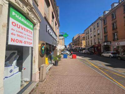 Louer Commerce 155 m2 Belfort