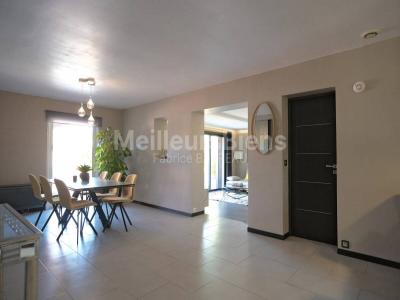 For sale Clermont-l'herault 4 rooms 125 m2 Herault (34800) photo 2