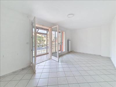 For rent Millau 4 rooms 78 m2 Aveyron (12100) photo 0