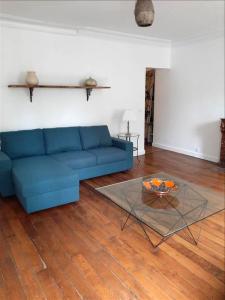 Louer Appartement 73 m2 Paris-10eme-arrondissement