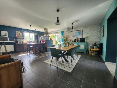 For sale Saint-andre-de-cubzac 5 rooms 123 m2 Gironde (33240) photo 2