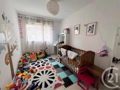 For sale Montpellier 3 rooms 62 m2 Herault (34070) photo 3