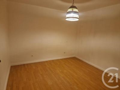 For rent Meze 3 rooms 75 m2 Herault (34140) photo 1