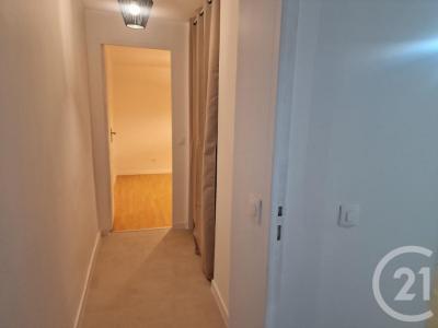 For rent Meze 3 rooms 75 m2 Herault (34140) photo 2