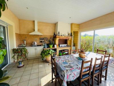 For sale Talais 3 rooms 160 m2 Gironde (33590) photo 1