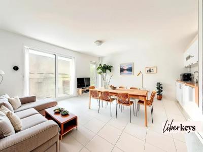 For sale Marseille-7eme-arrondissement 3 rooms 70 m2 Bouches du Rhone (13007) photo 2