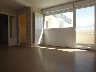 For rent Chalon-sur-saone 3 rooms 60 m2 Saone et loire (71100) photo 1