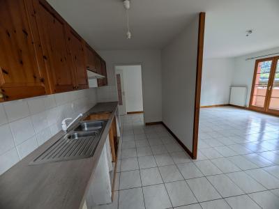 For sale Bourg-saint-maurice 4 rooms 77 m2 Savoie (73700) photo 3