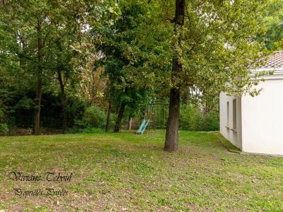 For sale Ecully 7 rooms 286 m2 Rhone (69130) photo 2