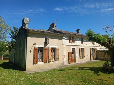For sale Bourg 10 rooms 156 m2 Gironde (33710) photo 2
