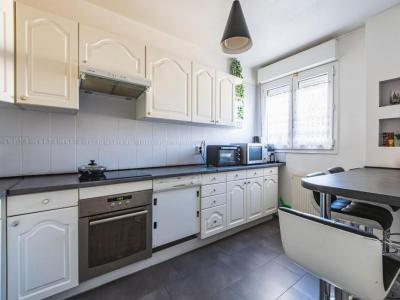 For sale Reims 5 rooms 110 m2 Marne (51100) photo 2