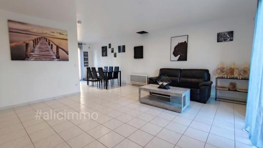 For sale Sezanne 5 rooms 88 m2 Marne (51120) photo 1