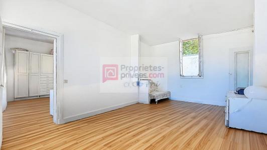 For sale Versailles 2 rooms 40 m2 Yvelines (78000) photo 2