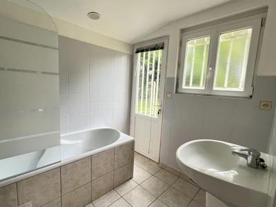 For sale Plesse 4 rooms 80 m2 Loire atlantique (44630) photo 3