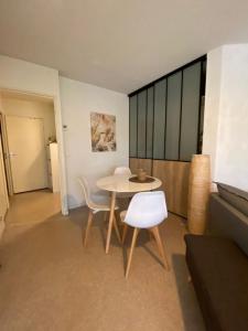 For sale Pessac 3 rooms 64 m2 Gironde (33600) photo 3