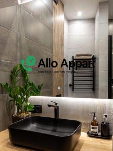 For rent Paris-18eme-arrondissement 2 rooms 45 m2 Paris (75018) photo 3