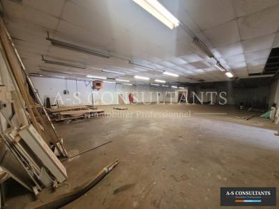Louer Commerce 600 m2 Mottier