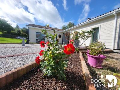For sale Parthenay 6 rooms 209 m2 Deux sevres (79200) photo 0