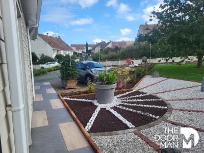 For sale Parthenay 6 rooms 209 m2 Deux sevres (79200) photo 1