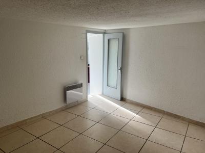 For rent Calvisson 3 rooms 57 m2 Gard (30420) photo 2