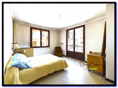 For sale Nimes 3 rooms 76 m2 Gard (30000) photo 2