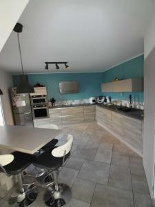 For sale Pierrefeu-du-var 7 rooms 174 m2 Var (83390) photo 1