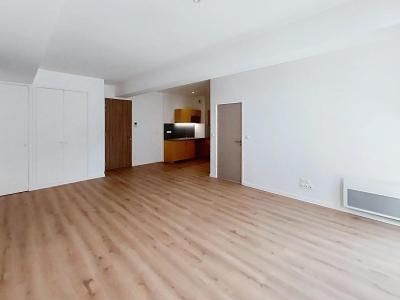 For rent Agen 3 rooms 70 m2 Lot et garonne (47000) photo 2