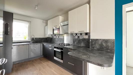 For rent Villeron 5 rooms 97 m2 Val d'Oise (95380) photo 3