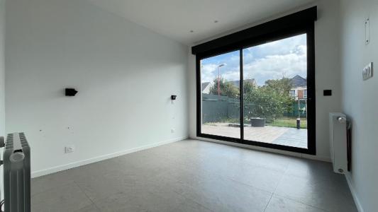 For rent Villeron 5 rooms 97 m2 Val d'Oise (95380) photo 4