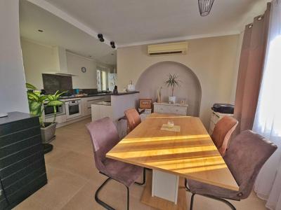 For sale Vallauris 4 rooms 103 m2 Alpes Maritimes (06220) photo 1