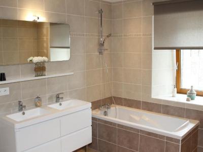 For sale Collinee 6 rooms 185 m2 Cotes d'armor (22330) photo 3