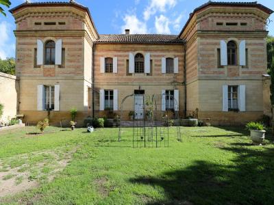 For sale Uzes 15 rooms 480 m2 Gard (30700) photo 2
