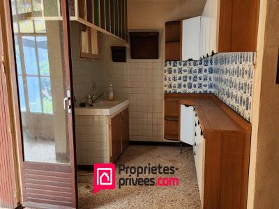 For sale Uzes 9 rooms 228 m2 Gard (30700) photo 2