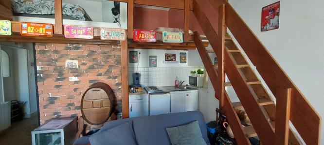 For sale Nimes 1 room 24 m2 Gard (30000) photo 2