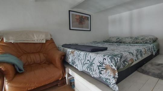 For sale Nimes 1 room 24 m2 Gard (30000) photo 3