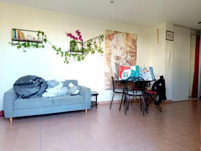 For sale Miramas 2 rooms 50 m2 Bouches du Rhone (13140) photo 2