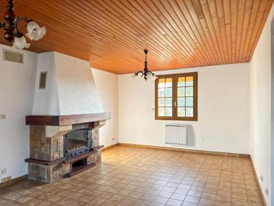 For sale Sable-sur-sarthe 6 rooms 107 m2 Sarthe (72300) photo 3