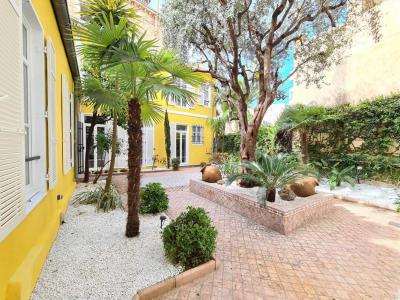 For sale Cannes 4 rooms 131 m2 Alpes Maritimes (06400) photo 0