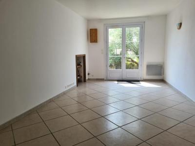 For sale Saintes 5 rooms 130 m2 Charente maritime (17100) photo 3