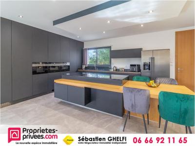 For sale Romorantin-lanthenay 7 rooms 207 m2 Loir et cher (41200) photo 4