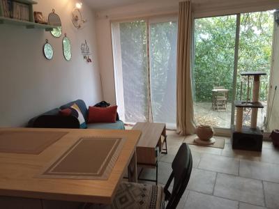 For rent Pertuis 2 rooms 30 m2 Vaucluse (84120) photo 1