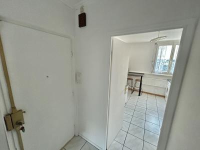 For sale Saint-etienne 3 rooms 64 m2 Loire (42100) photo 4