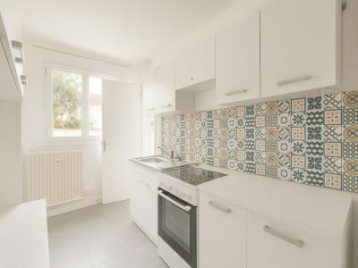 For sale 3 rooms 62 m2 Saone et loire (71100) photo 2