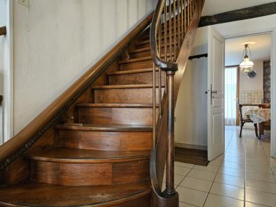 For sale CENTRE HISTORIQUE 5 rooms 175 m2 Lot et garonne (47320) photo 4