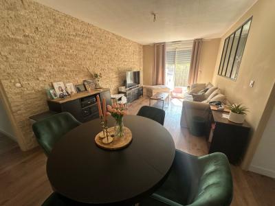 For sale SAINT MTRE 3 rooms 67 m2 Bouches du Rhone (13013) photo 2