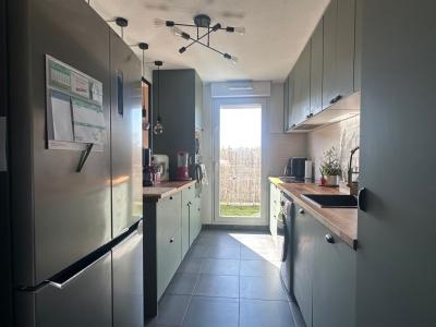 For sale SAINT MTRE 3 rooms 67 m2 Bouches du Rhone (13013) photo 4